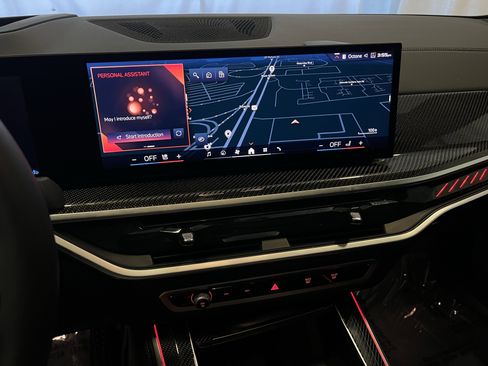 Used 2025 BMW X5 M60i image 23