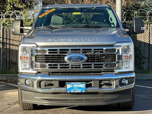 Used 2024 Ford F250 XLT image 6
