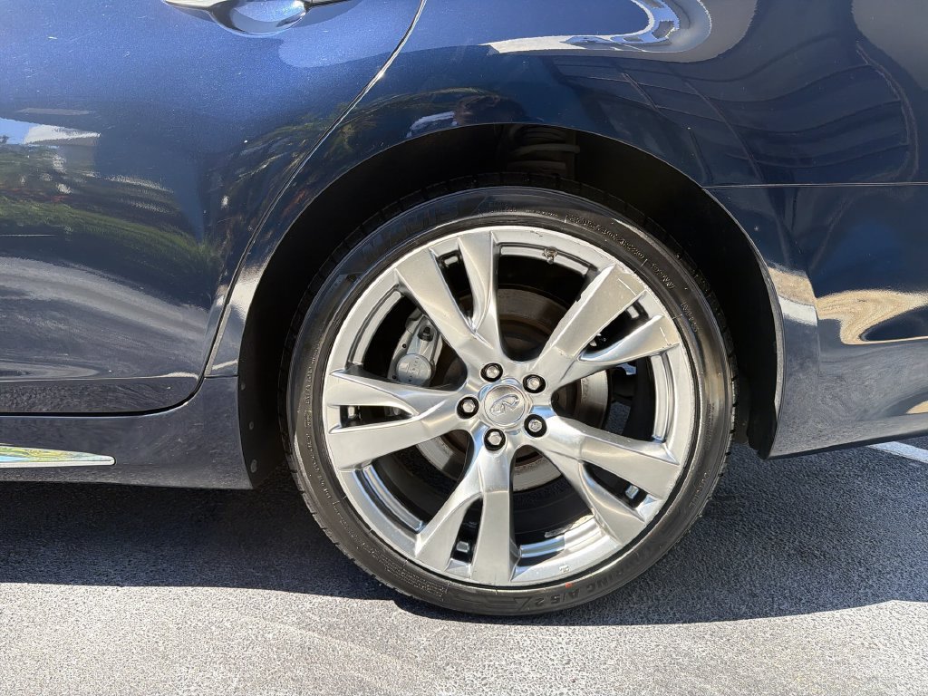 Used 2015 INFINITI Q70 L 3.7 w/ Deluxe Touring Package RWD image 55