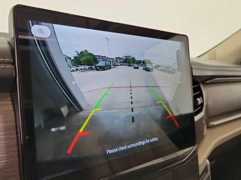 Used 2022 Ford Expedition Max Limited RWD image 31