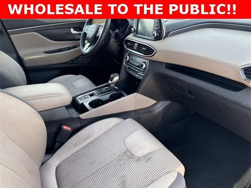 Used 2019 Hyundai Santa Fe SEL image 18