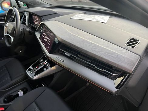 Used 2023 Audi Q4 e-tron Premium Plus w/ Premium Plus image 32