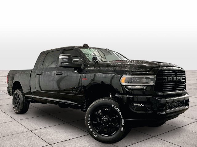 Used 2024 RAM 2500 Laramie w/ Night Edition AWD/4WD image 2