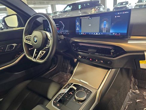 Certified 2025 BMW 330i xDrive Sedan w/ M Sport Package AWD/4WD image 39