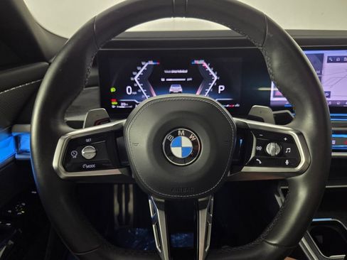 Used 2023 BMW 740i w/ Parking Assistance Package RWD image 15