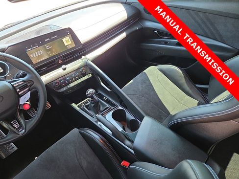 Used 2025 Hyundai Elantra N FWD image 12