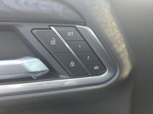 New 2025 GMC Sierra 3500 SLT w/ SLT Premium Package image 13