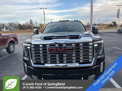 Used 2024 GMC Sierra 2500 Denali w/ Technology Package image 2