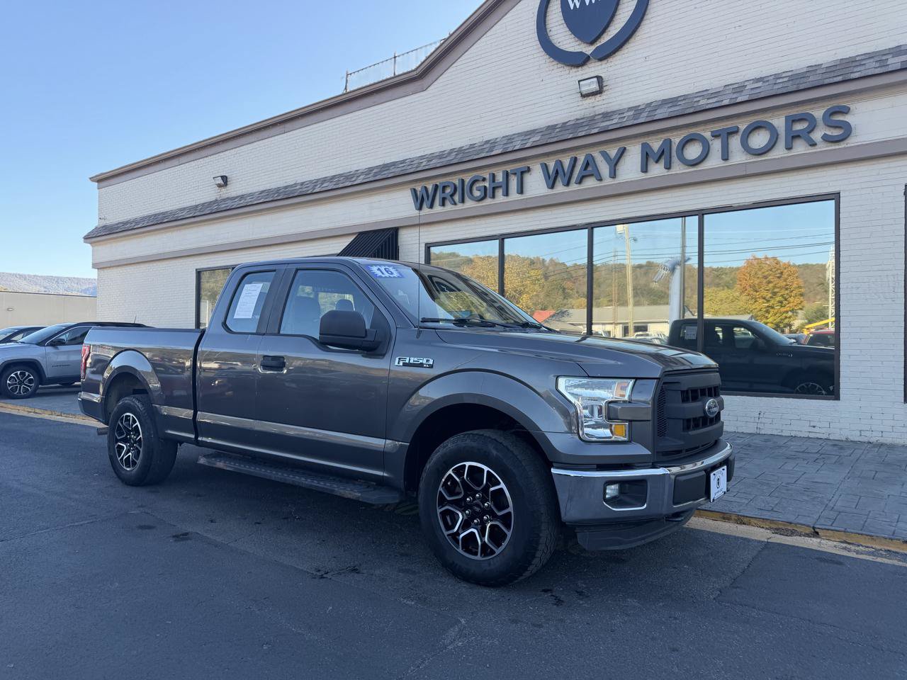 Used 2016 Ford F150 XL w/ Equipment Group 101A Mid AWD/4WD image 1