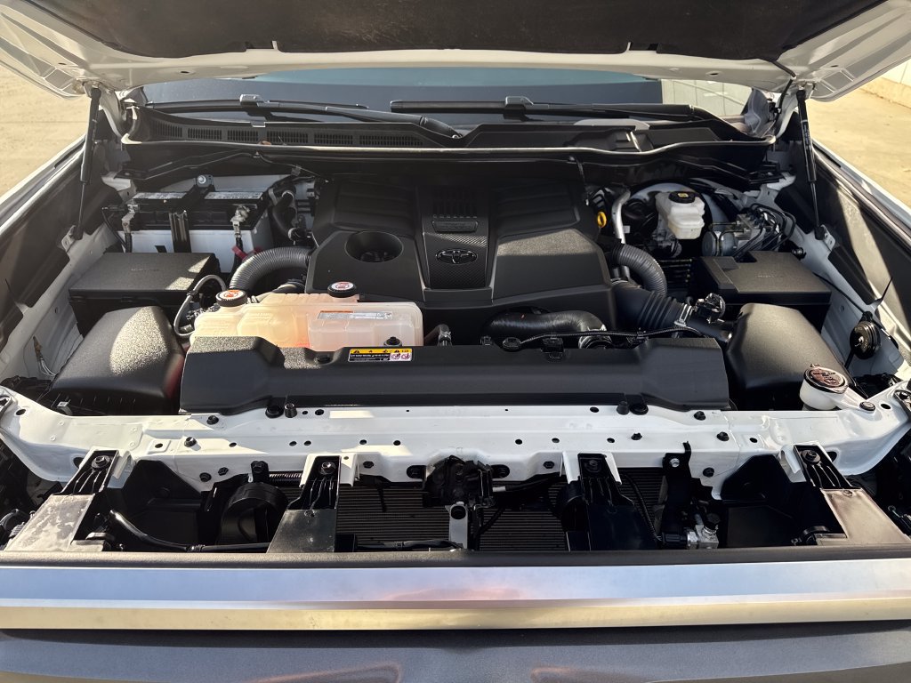 Used 2024 Toyota Tundra Limited AWD/4WD image 22