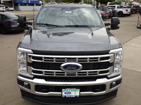 New 2026 Ford F350 XLT w/ FX4 Off-Road Package AWD/4WD image 3