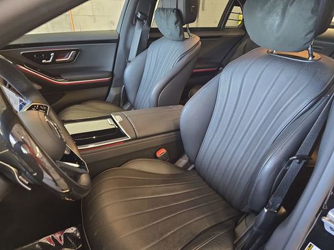 Certified 2024 Mercedes-Benz S 500 4MATIC image 18