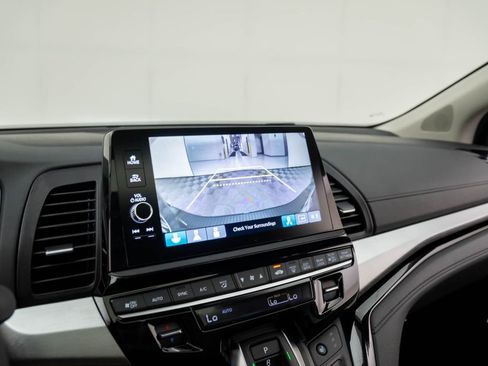 New 2026 Honda Odyssey Touring image 26