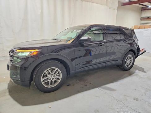 Used 2026 Ford Explorer Active RWD image 1