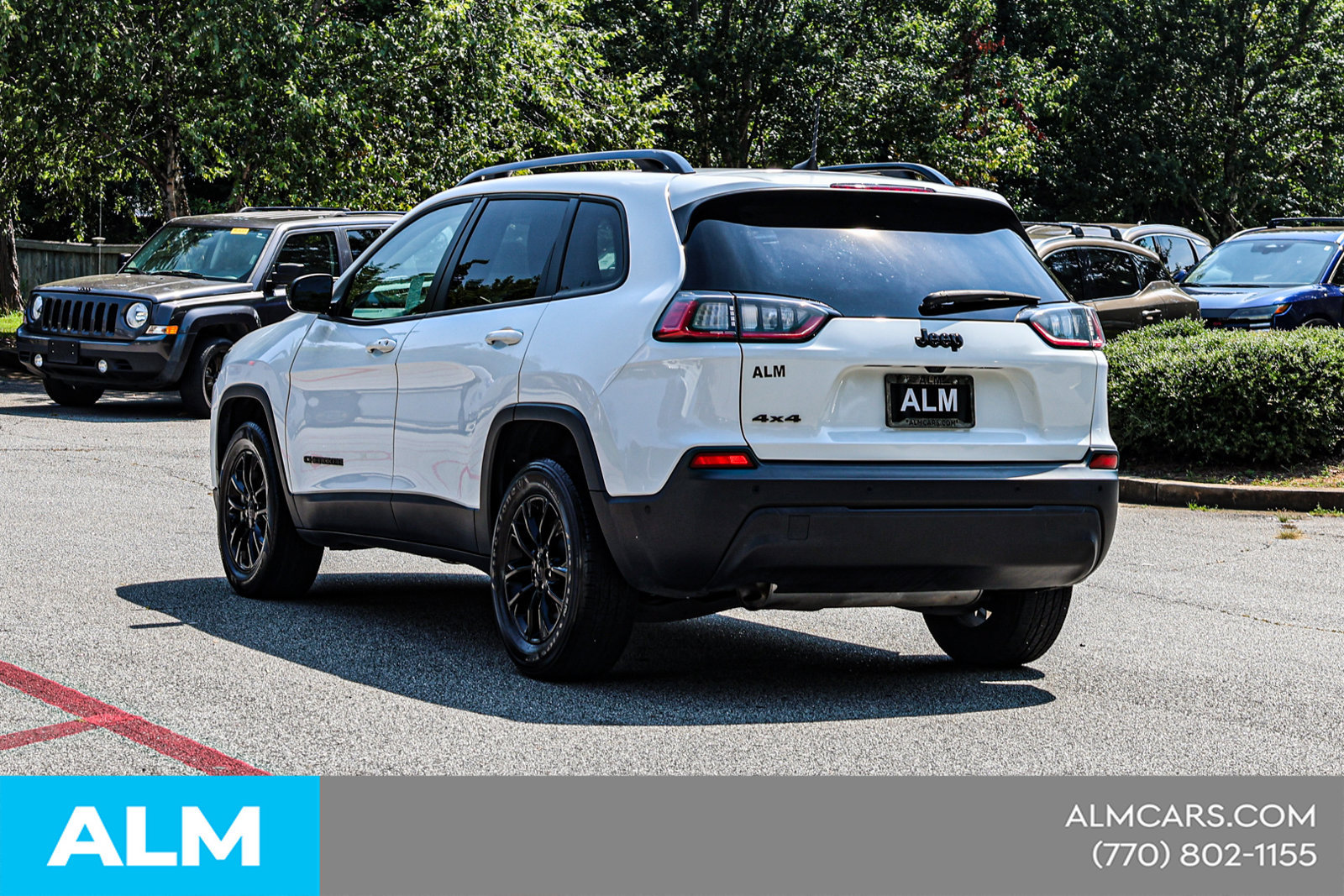 Used 2023 Jeep Cherokee Altitude Lux AWD/4WD image 8
