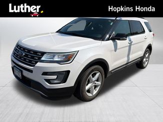 Used 2017 Ford Explorer XLT w/ Equipment Group 202A AWD/4WD video 1