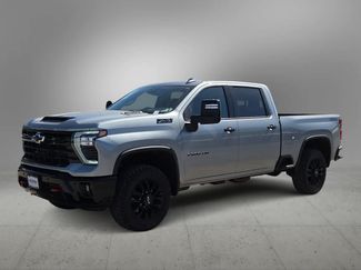 Used 2026 Chevrolet Silverado 2500 LTZ w/ Trail Boss Package AWD/4WD video 3