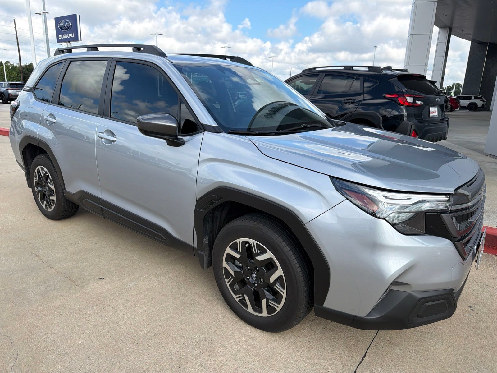 Certified 2025 Subaru Forester Premium w/ Convenience Package #1 AWD/4WD image 4