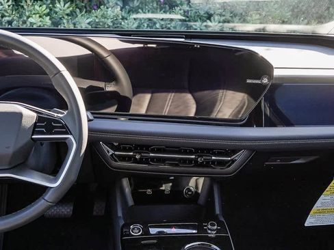 New 2025 Audi A6 e-tron Prestige image 13