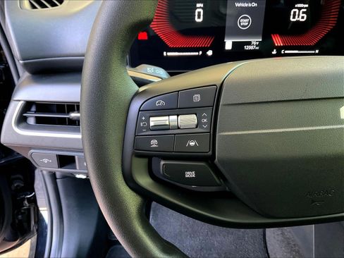 Used 2025 Kia K4 FWD image 11