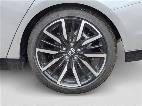 New 2025 Honda Accord Touring image 9