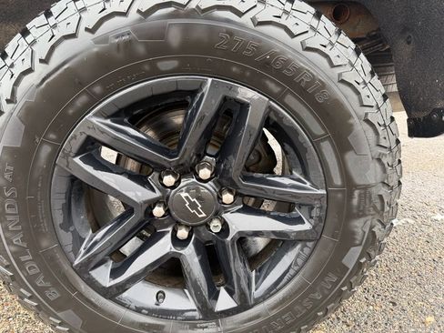 Used 2021 Chevrolet Silverado 1500 RST w/ Z71 Off-Road Package image 9