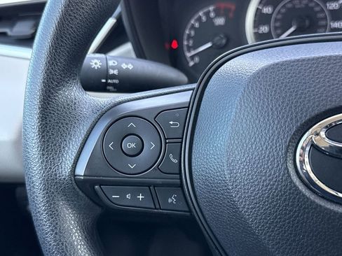Used 2022 Toyota Corolla LE image 26