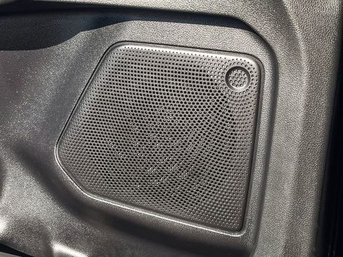 Used 2021 Ford Escape SE w/ SE Sport Appearance Package image 41