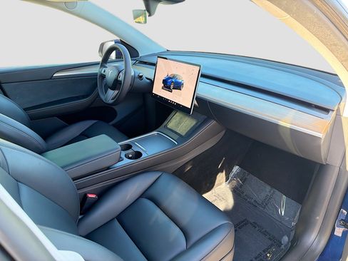 Used 2023 Tesla Model Y Long Range image 14