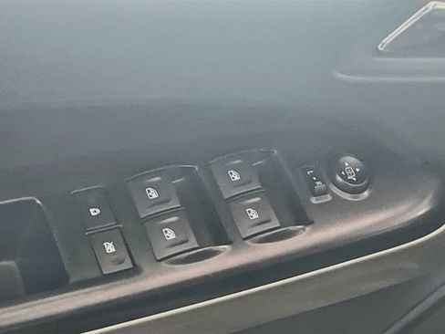 Used 2021 Chevrolet Colorado ZR2 w/ Colorado ZR2 Bison Edition AWD/4WD image 17