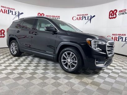 Used 2024 GMC Terrain SLT