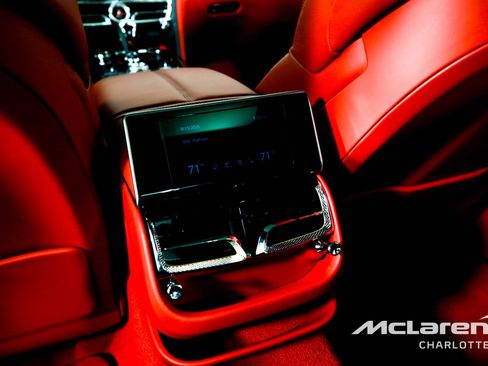 Used 2023 Bentley Flying Spur W12 image 21