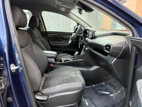 Used 2019 Hyundai Santa Fe SE FWD image 18