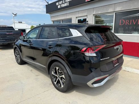 Used 2023 Kia Sportage EX FWD image 4