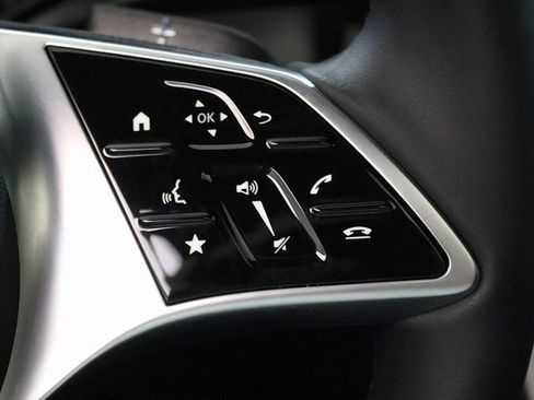 Certified 2025 Mercedes-Benz GLC 300 4MATIC image 6