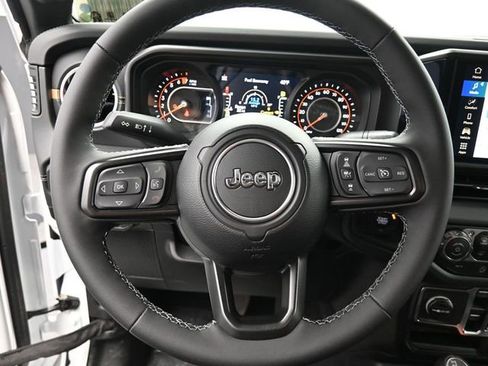 New 2026 Jeep Gladiator Sport image 17