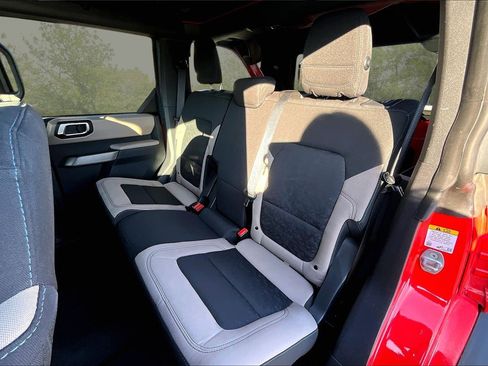 Used 2022 Ford Bronco Wildtrak image 26