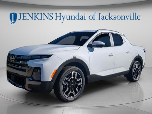 Certified 2025 Hyundai Santa Cruz Limited image 7