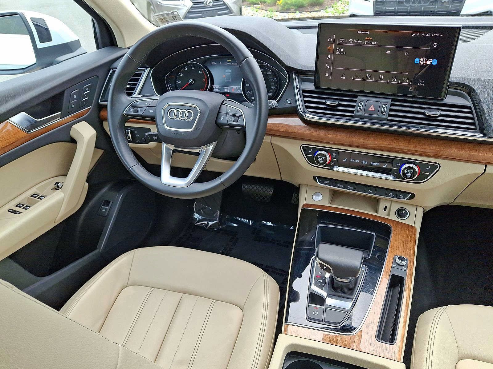 Certified 2023 Audi Q5 2.0T Premium w/ Convenience Package AWD/4WD image 15