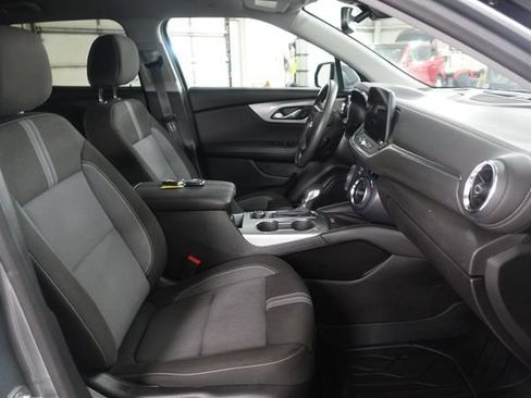 Used 2024 Chevrolet Blazer LT w/ Convenience Package FWD image 25