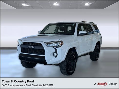 Used 2015 Toyota 4Runner TRD Pro image 1