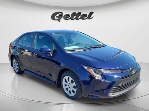 New 2026 Toyota Corolla LE image 2