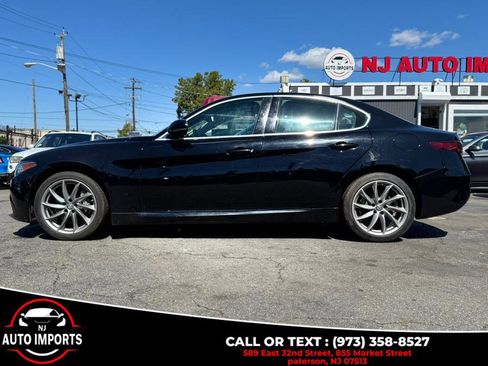 Used 2019 Alfa Romeo Giulia AWD image 10