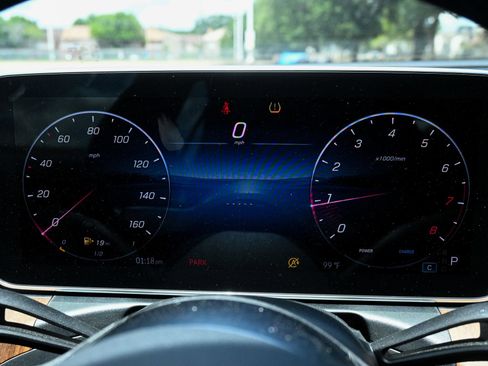 Used 2025 Mercedes-Benz C 300 Sedan image 12