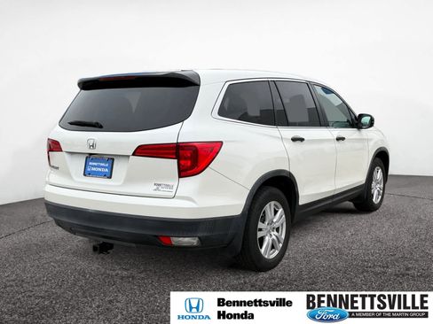 Used 2018 Honda Pilot LX image 5