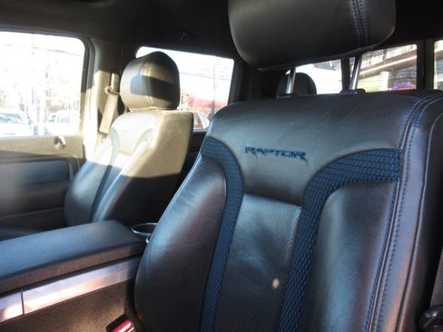 Used 2014 Ford F150 Raptor w/ Equipment Group 801A Luxury image 30