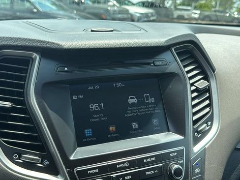 Used 2018 Hyundai Santa Fe SE AWD/4WD image 20