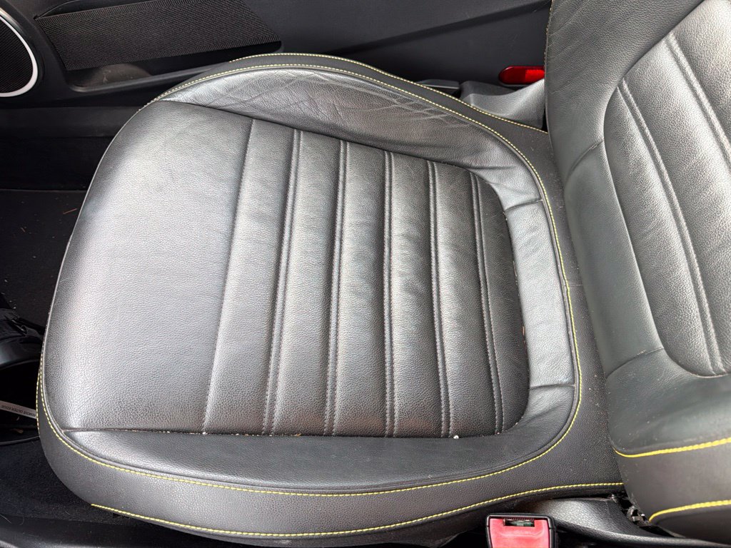 Used 2014 Volkswagen Beetle GSR FWD image 26