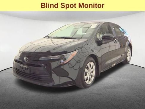 Used 2026 Toyota Corolla LE w/ Body Protection Package (TMS) FWD image 4