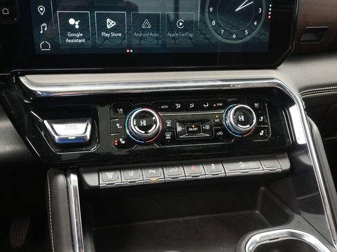 Used 2024 GMC Sierra 3500 Denali Ultimate image 19